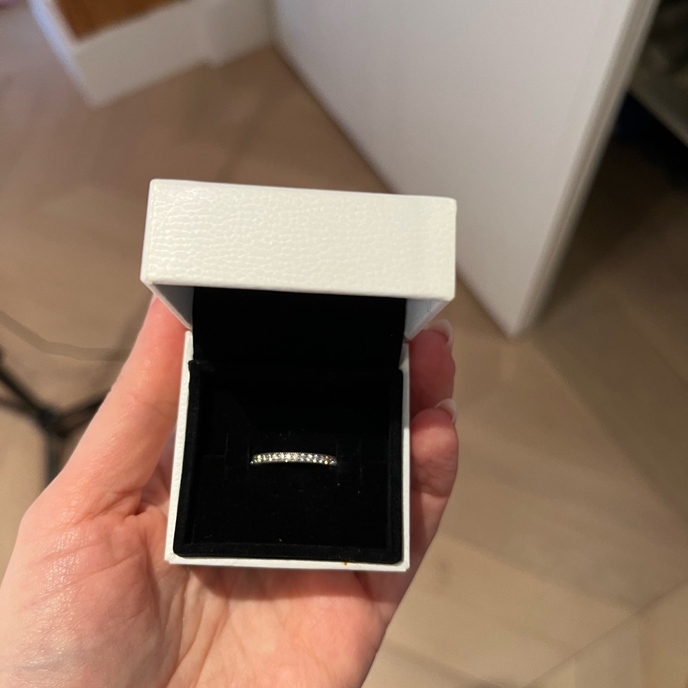 Pandora ring